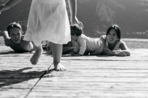 Bonheur en famille au Lac d'Aiguebelette, photographe professionnelle