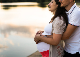 Séance grossesse future maman famille lifestyle Trévoux Ain