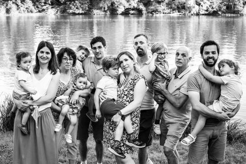 seance photo famille avec delphine perez photographe